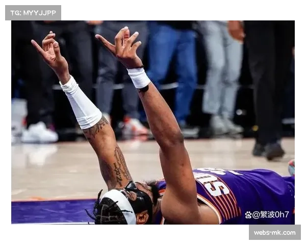 詹姆斯社交媒体质疑裁判尺度 球员表达方式呈现不同策略